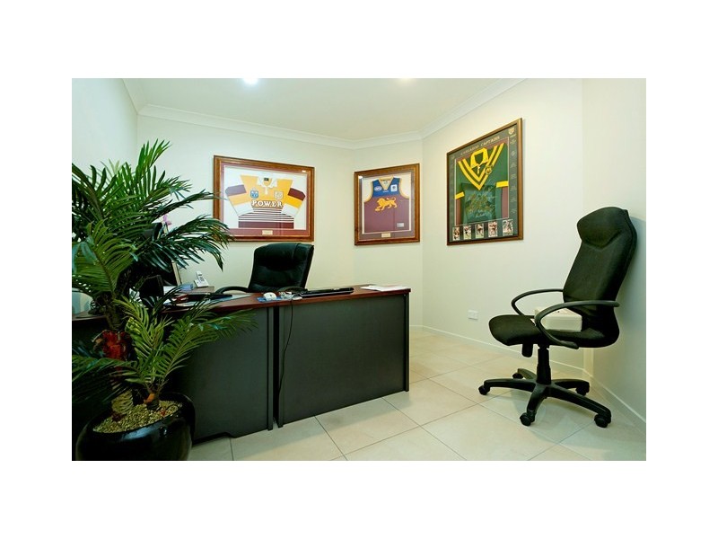 2840 Wylarah Way, Hope Island QLD 4212