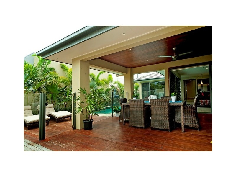 2840 Wylarah Way, Hope Island QLD 4212