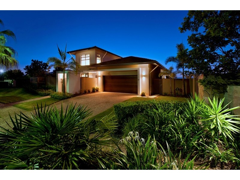 27 Serenity Boulevard, Helensvale QLD 4212