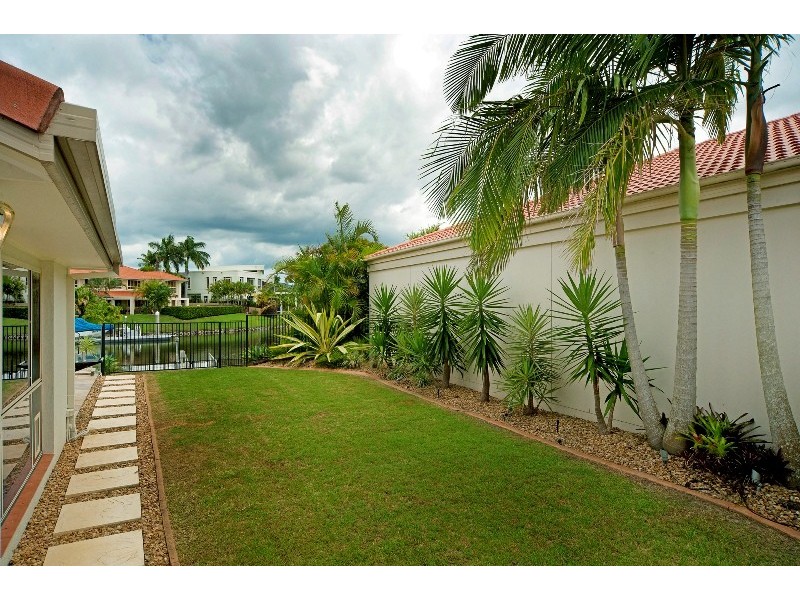 1044 Rosebank Way, Hope Island QLD 4212