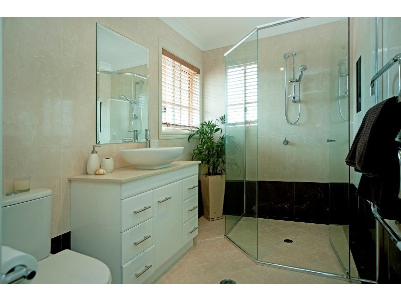 1044 Rosebank Way, Hope Island QLD 4212