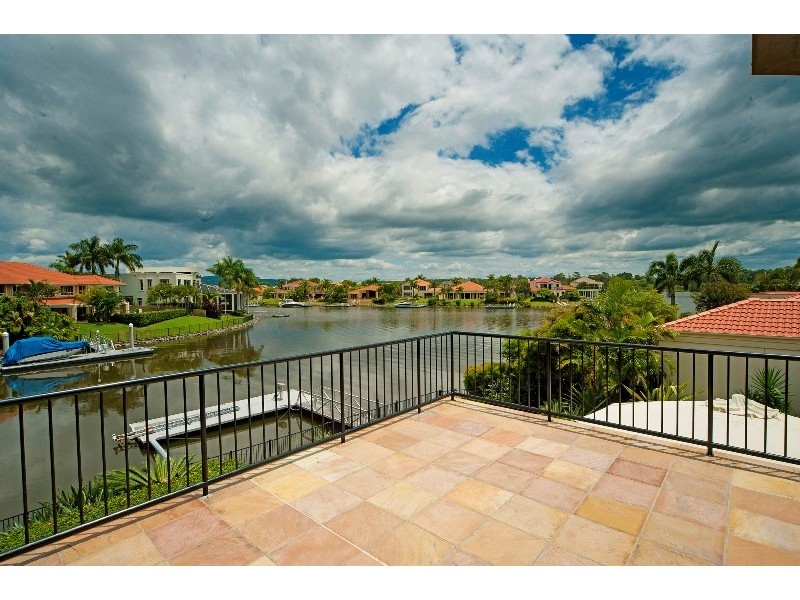 1044 Rosebank Way, Hope Island QLD 4212