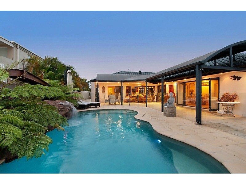 10 Eastbank Terrace, Monterey Keys QLD 4212