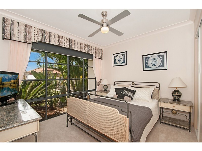 10 Eastbank Terrace, Monterey Keys QLD 4212