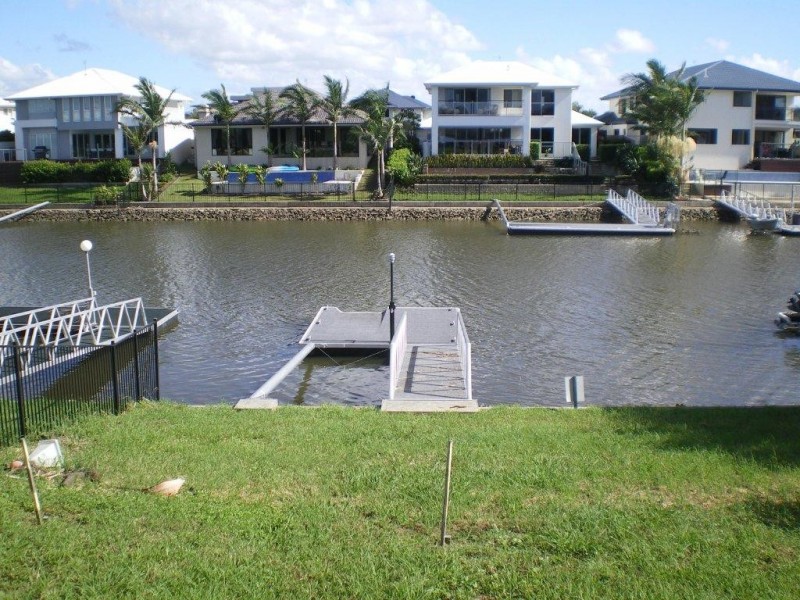 43 Coomera Court, Helensvale QLD 4212