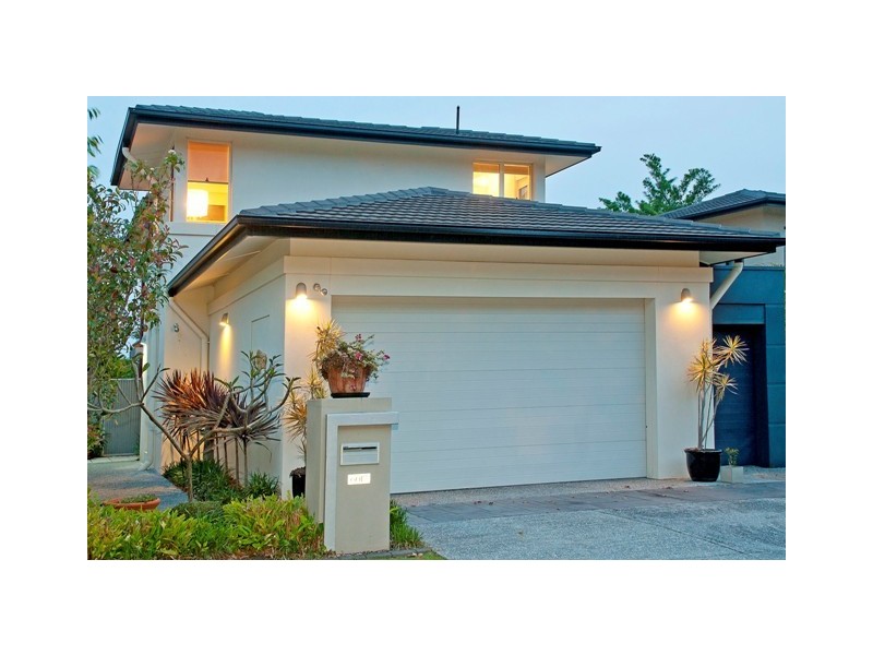 6017 Calardo Avenue, Hope Island QLD 4212