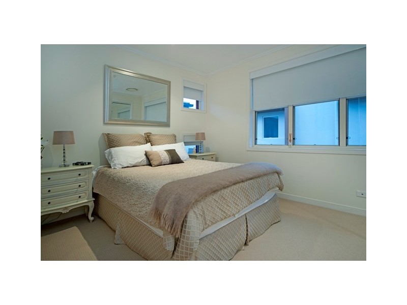 6017 Calardo Avenue, Hope Island QLD 4212