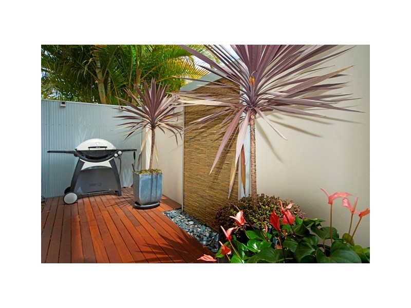 6017 Calardo Avenue, Hope Island QLD 4212