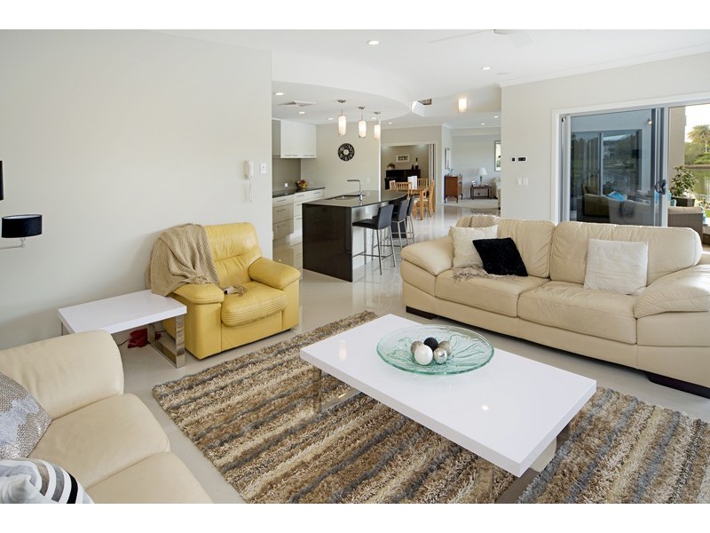 6173 Murten Court, Hope Island QLD 4212