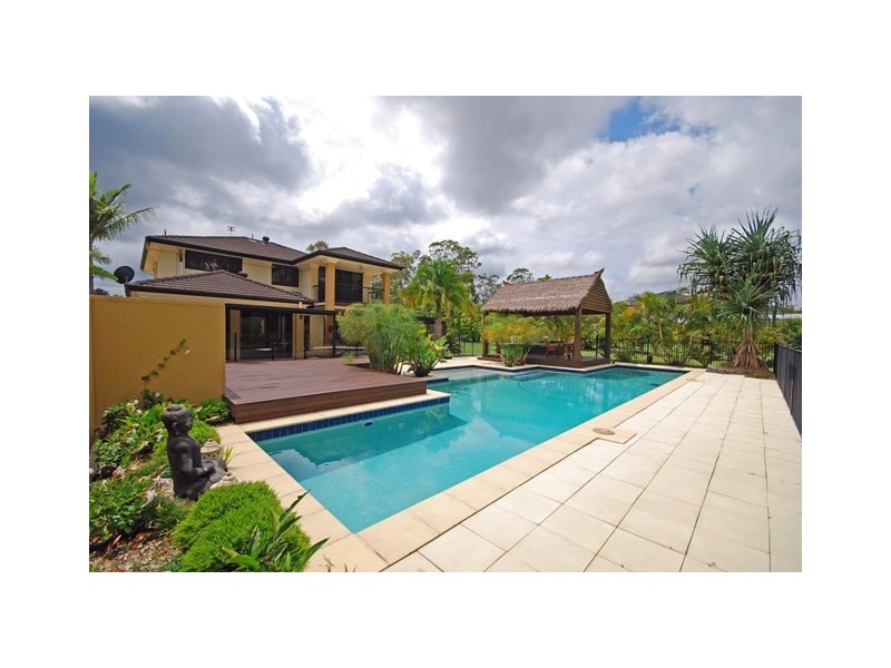 82 Rivertree Avenue, Helensvale QLD 4212