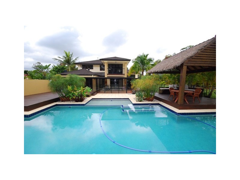 82 Rivertree Avenue, Helensvale QLD 4212