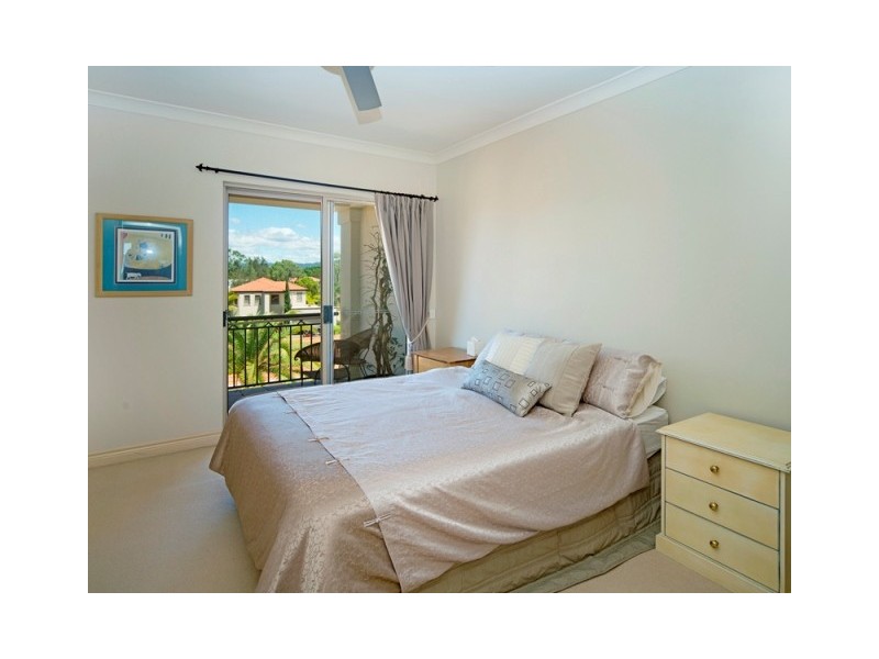 8335 Magnolia Drive East, Hope Island QLD 4212