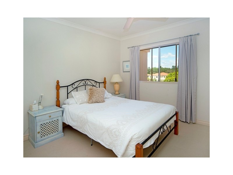 8335 Magnolia Drive East, Hope Island QLD 4212
