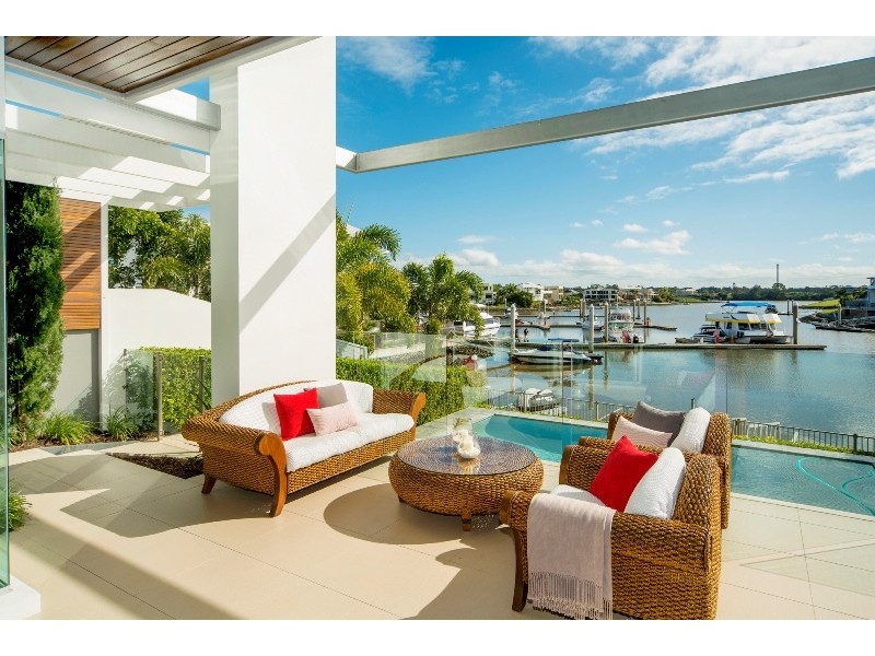 6 River Links Boulevard, Helensvale QLD 4212