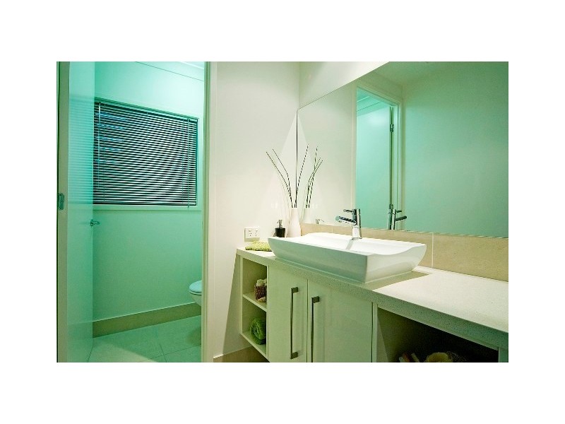 6 River Links Boulevard, Helensvale QLD 4212