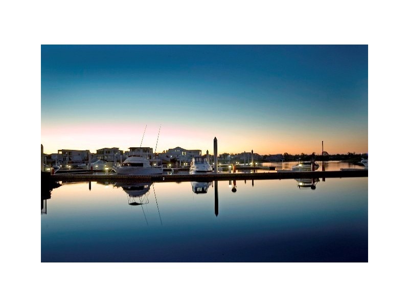 6 River Links Boulevard, Helensvale QLD 4212