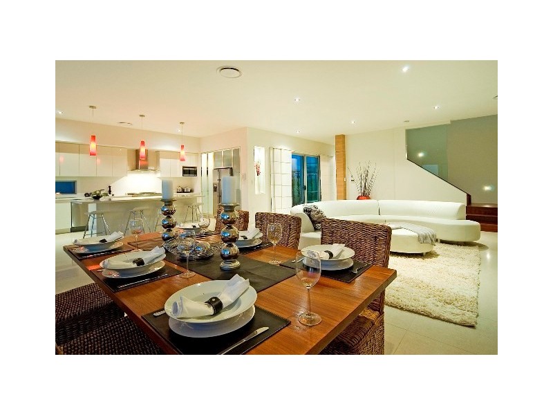 6 River Links Boulevard, Helensvale QLD 4212