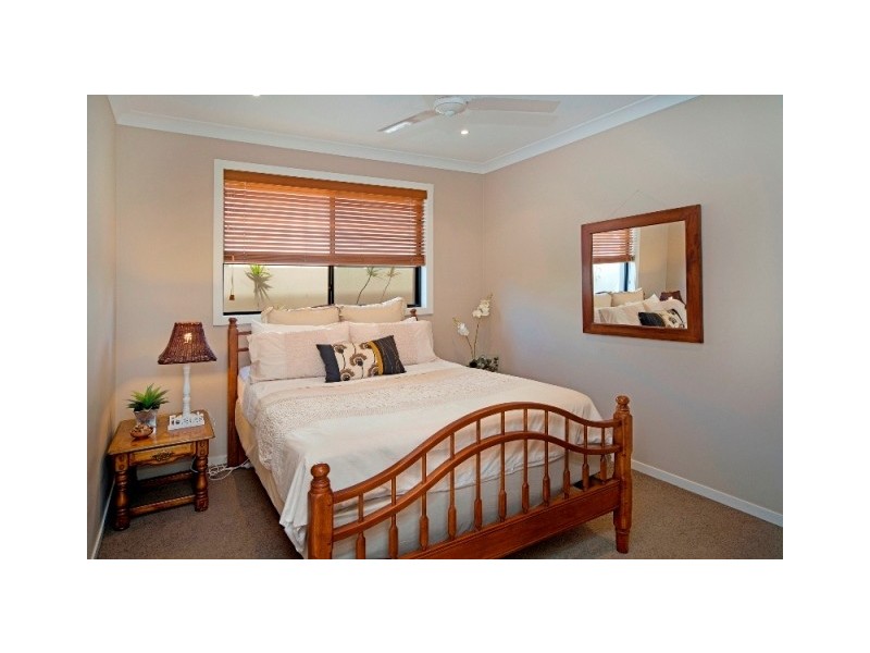 2548 Gowrie Way, Hope Island QLD 4212
