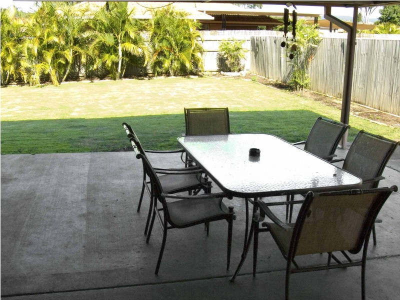 24 Blueash Crescent, Oxenford QLD 4210