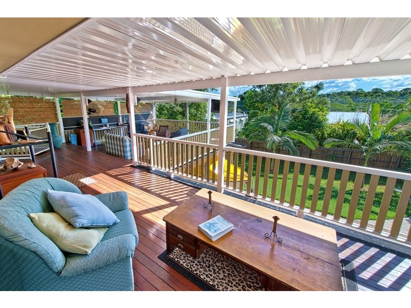 22 Buliti Street, Hope Island QLD 4212