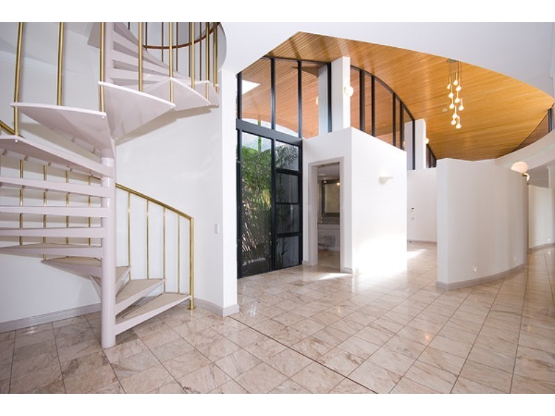 11 River Cove Place, Helensvale QLD 4212