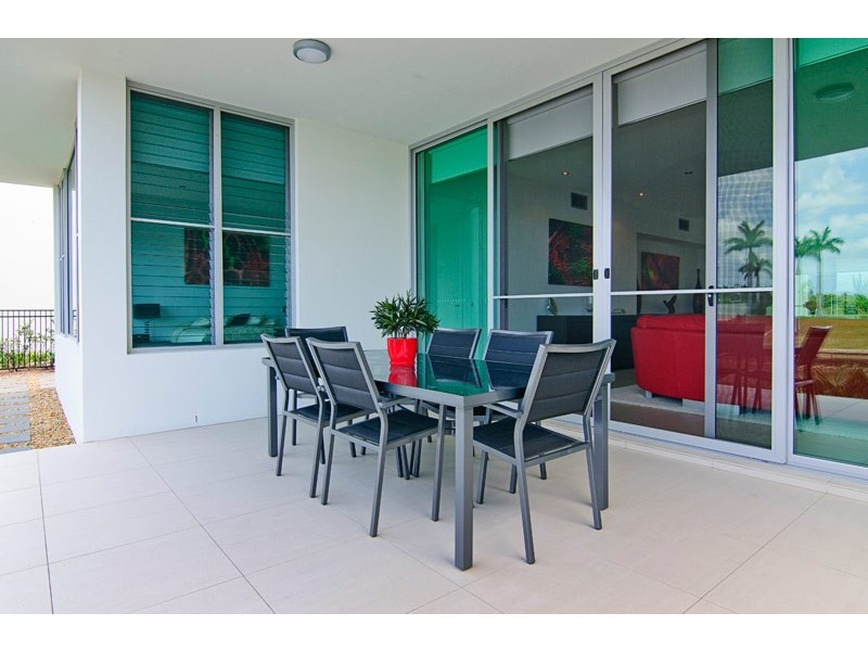 7529 Springfield Drive, Hope Island QLD 4212