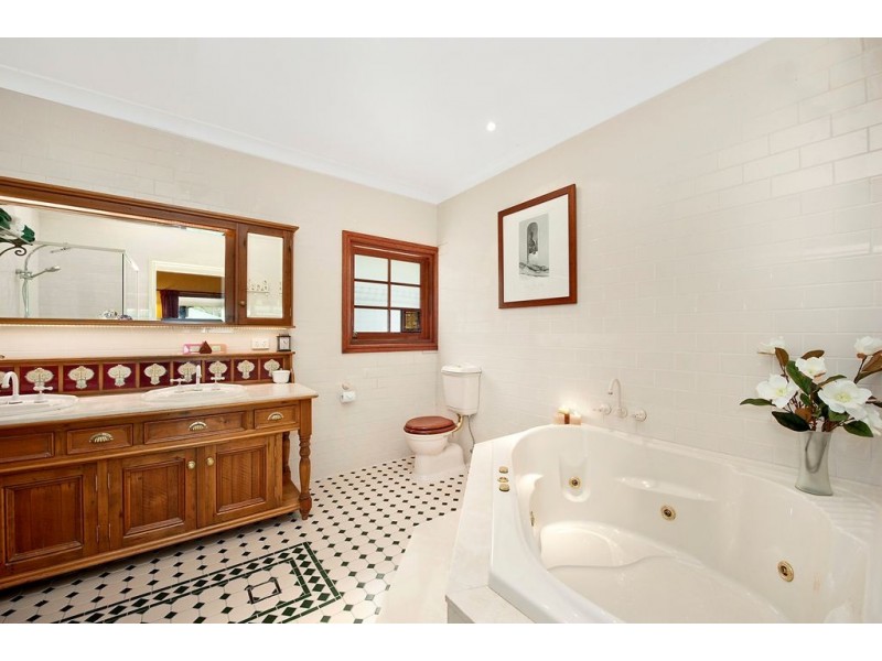 3 Derwent Avenue, Helensvale QLD 4212