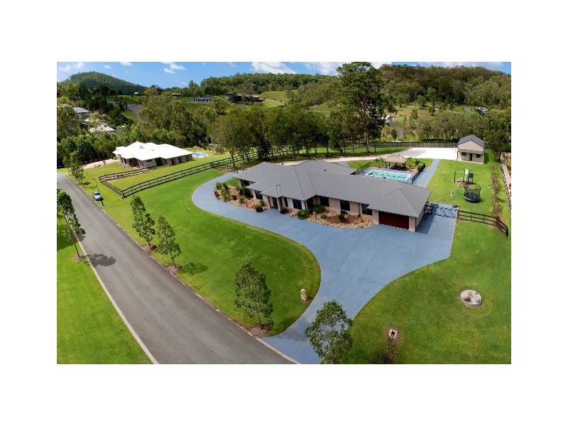 41 Lagoon Park Drive, Maudsland QLD 4210
