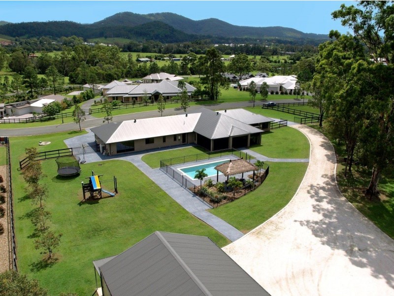 41 Lagoon Park Drive, Maudsland QLD 4210