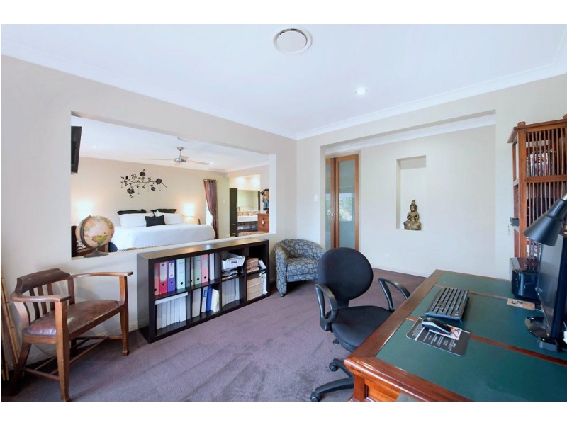 41 Lagoon Park Drive, Maudsland QLD 4210