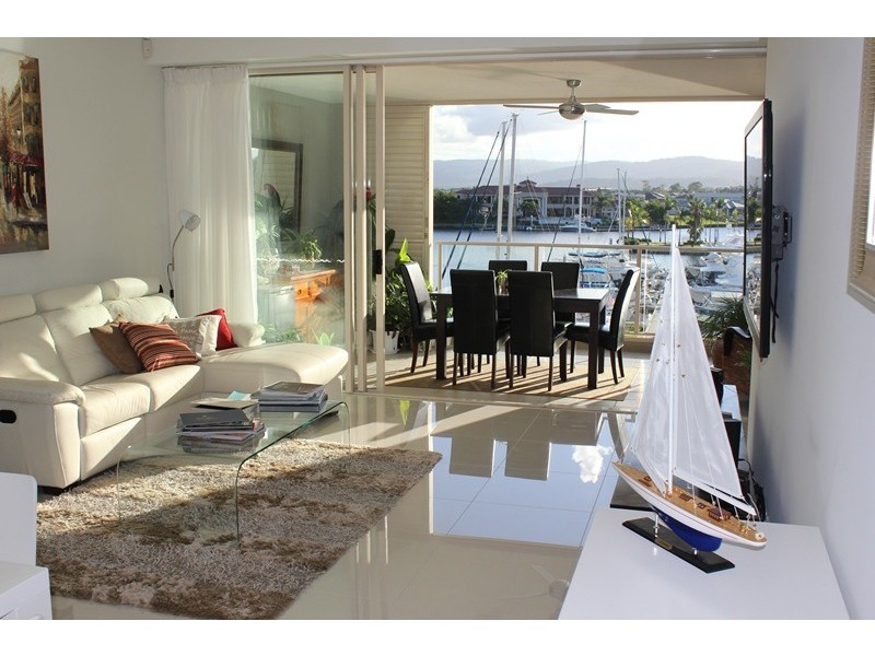 1798 Rialto Quay Drive, Hope Island QLD 4212