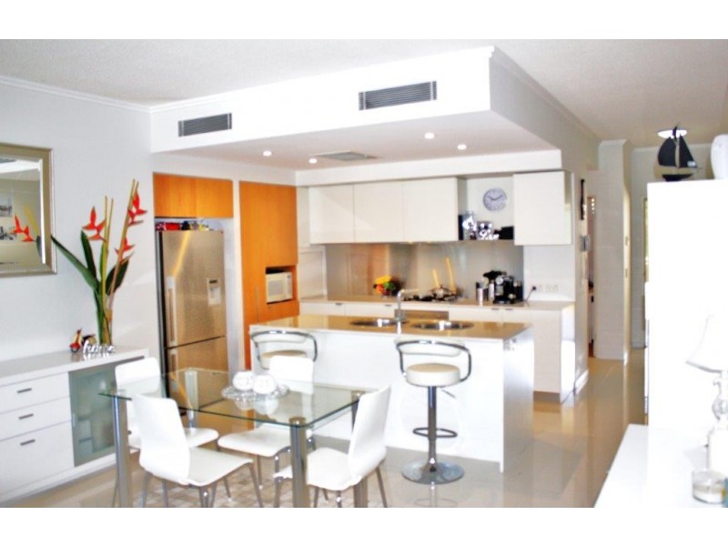 1798 Rialto Quay Drive, Hope Island QLD 4212