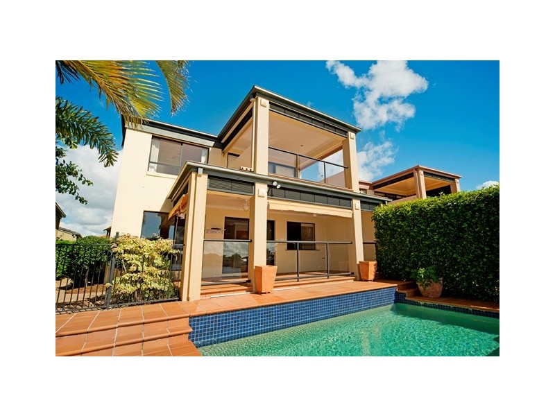 525 Oyster Cove Promenade, Helensvale QLD 4212