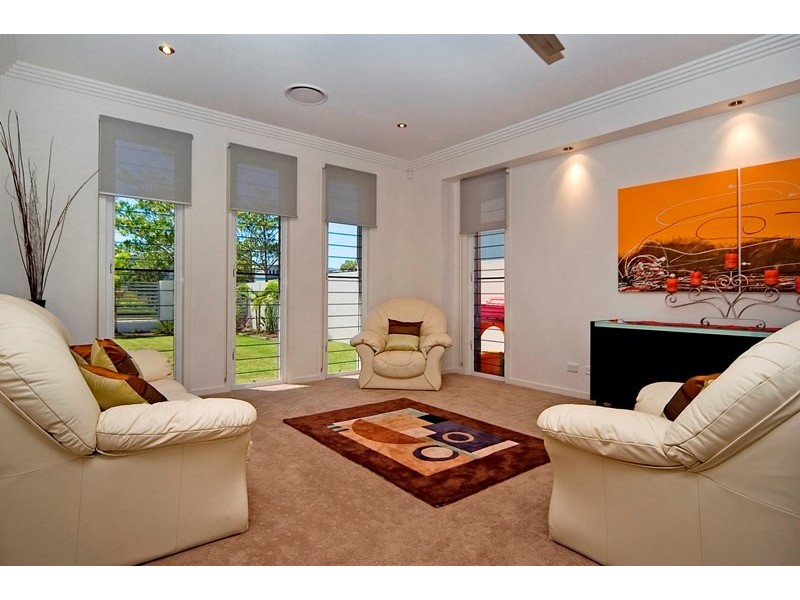 14 River Links Boulevard, Helensvale QLD 4212