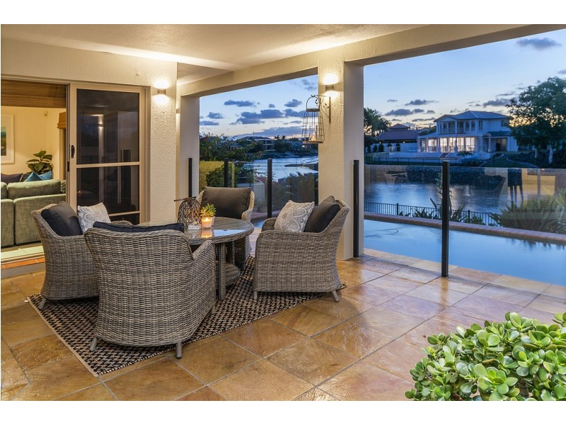 1044 Rosebank Way, Hope Island QLD 4212