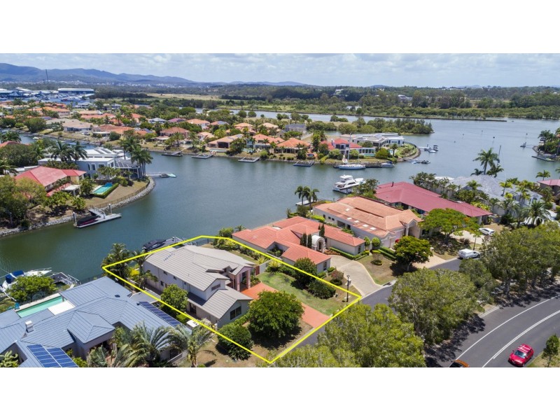 1044 Rosebank Way, Hope Island QLD 4212