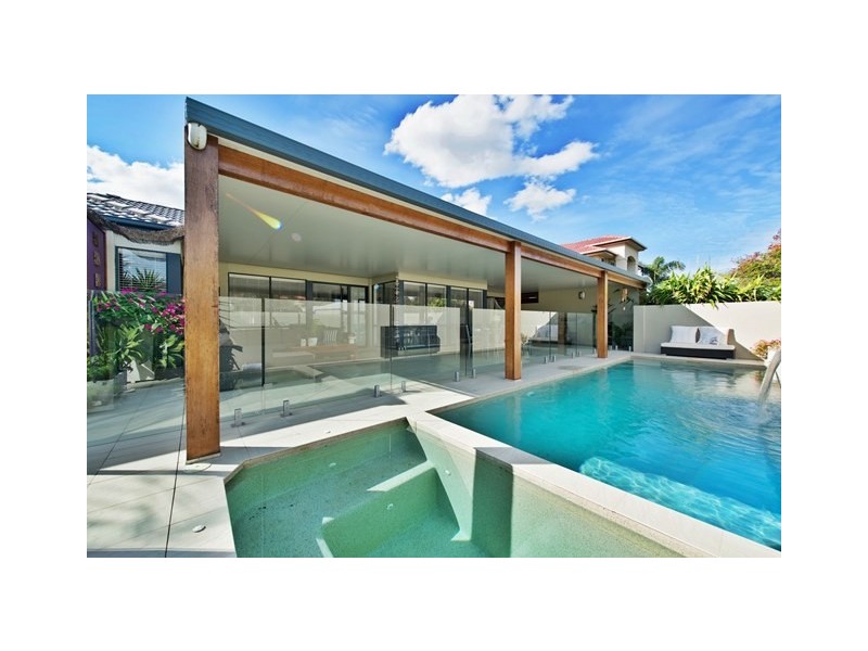 18 Essen Place, Oxenford QLD 4210