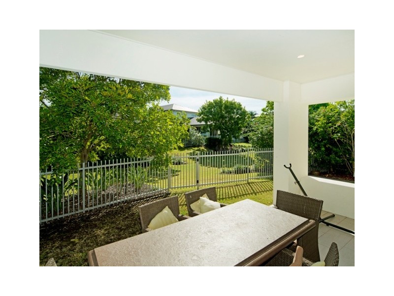 6131 Vico Avenue, Hope Island QLD 4212