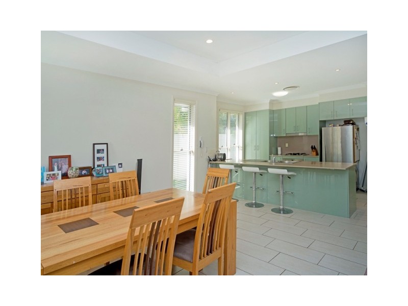 6131 Vico Avenue, Hope Island QLD 4212