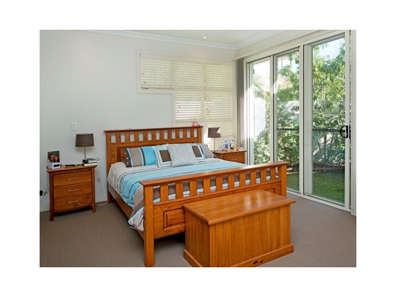 6131 Vico Avenue, Hope Island QLD 4212