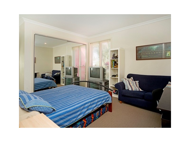 6131 Vico Avenue, Hope Island QLD 4212