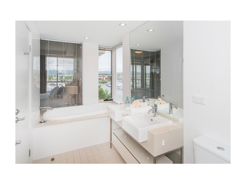 1797 Rialto Quay Drive, Stillwater Apartments, Hope Island QLD 4212