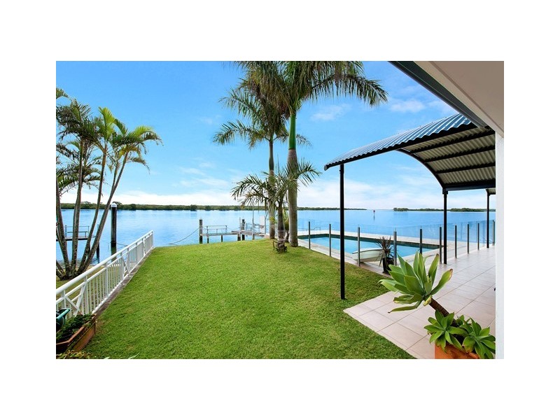 36 Esplanade, Jacobs Well QLD 4208