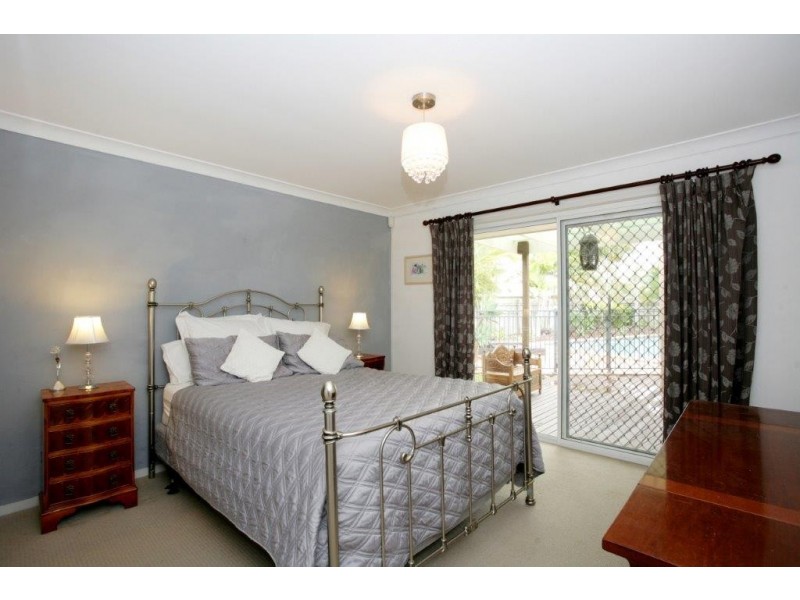 6 Lakeshore Drive, Monterey Keys QLD 4212