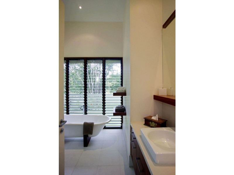 290 Ruffles Road, Willow Vale QLD 4209