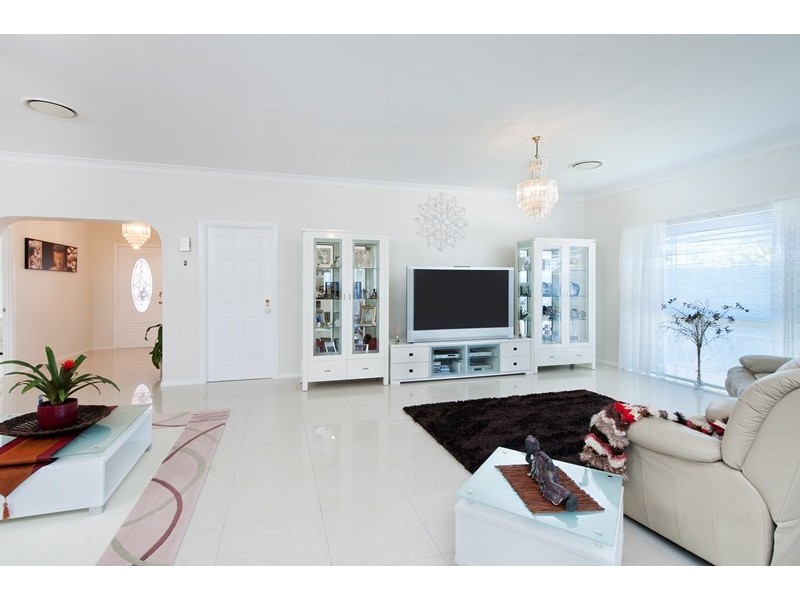 53 Monterey Keys Drive, Monterey Keys QLD 4212