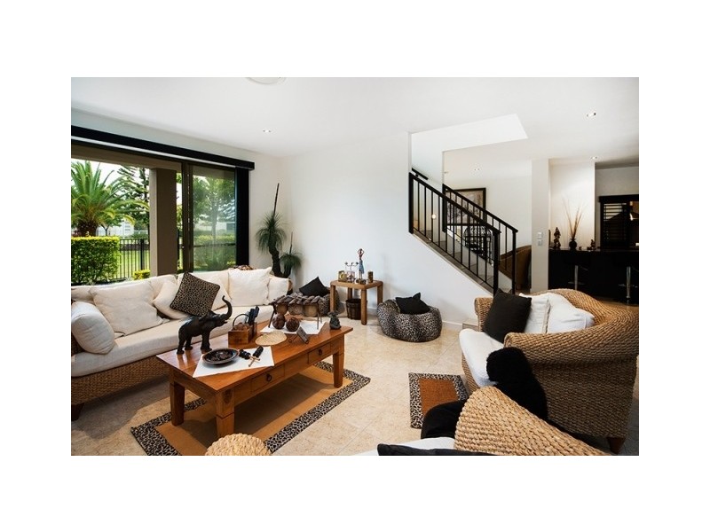 2531 Gracemere Circut West, Hope Island QLD 4212