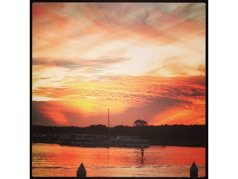 1677 Riverdale Drive, Hope Island QLD 4212