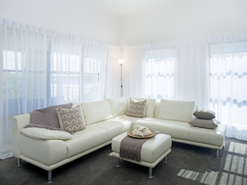 1677 Riverdale Drive, Hope Island QLD 4212