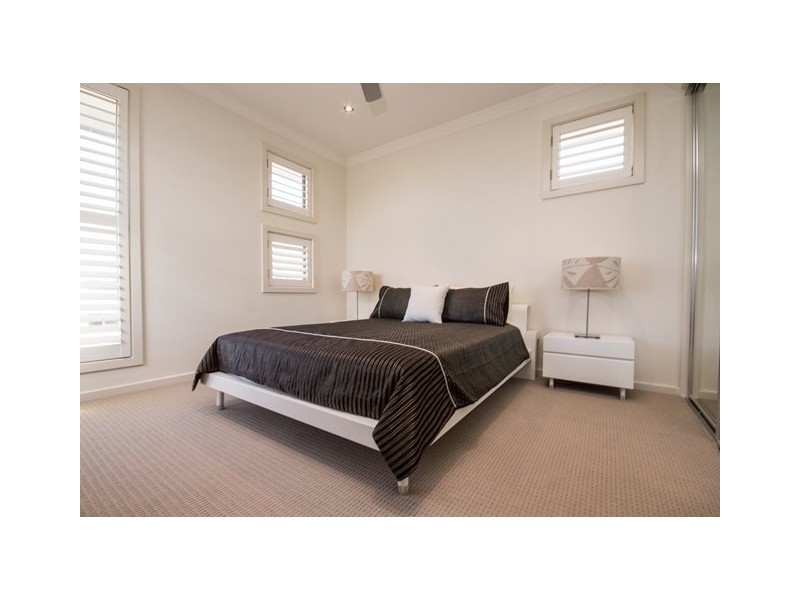 3003 Hillside Walk, Sanctuary Cove QLD 4212